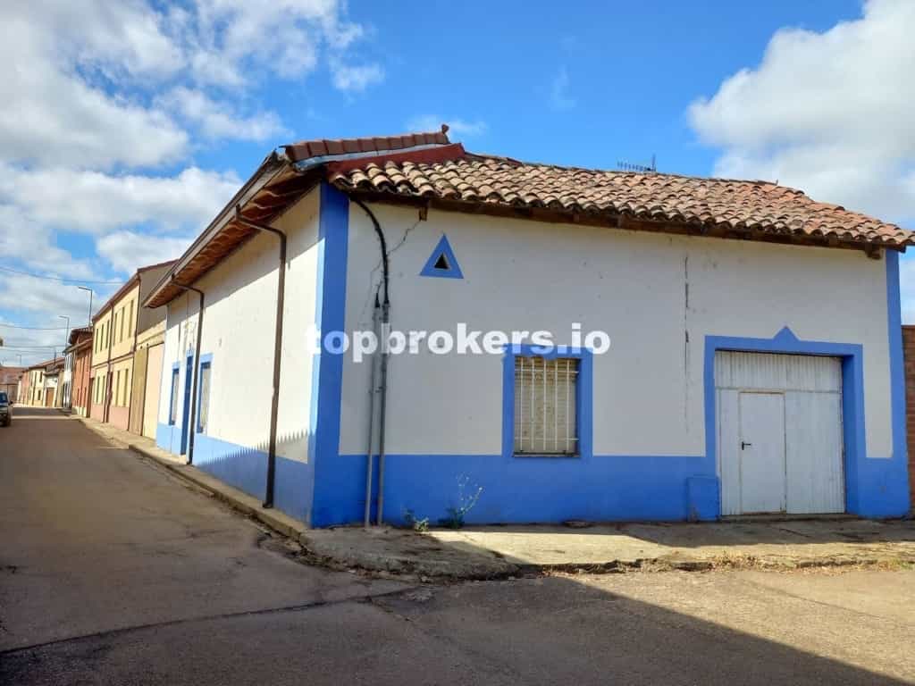 Casa nel Bercianos del Páramo, Castilla y León 11542660