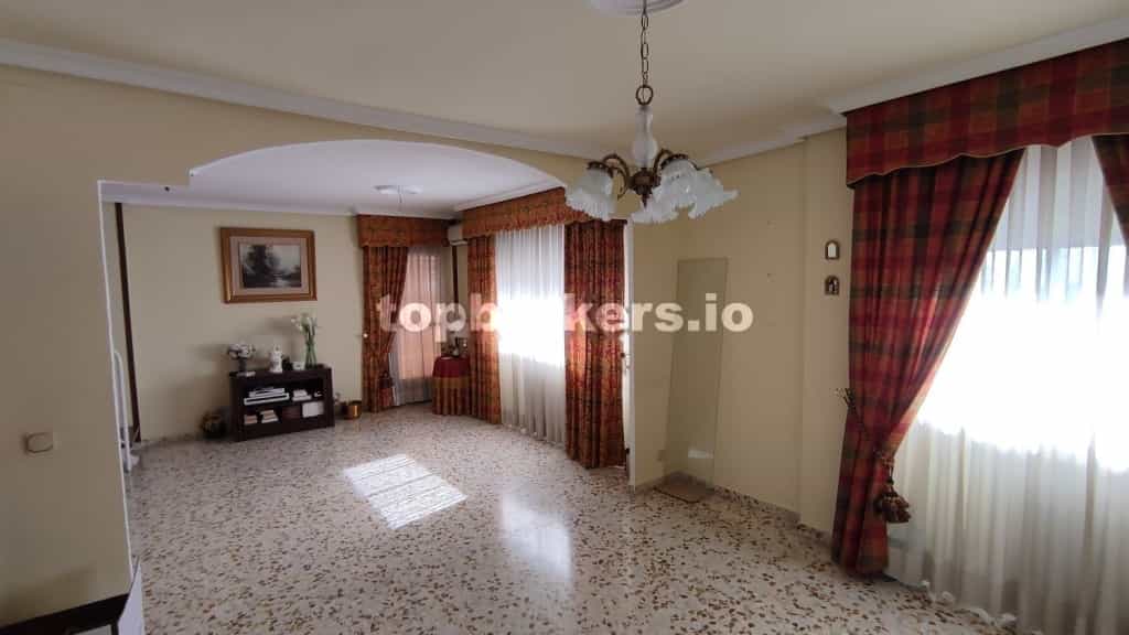 Condominium in Ubeda, Andalusia 11542779