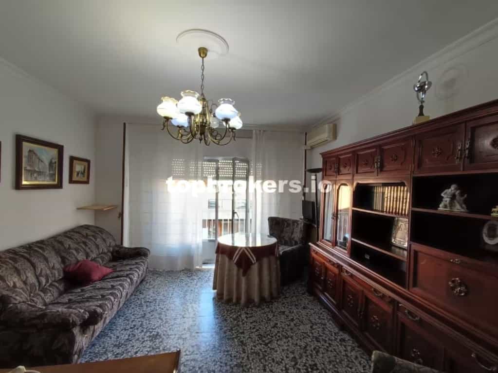 Condominium in Ciudad Real, Castilla-La Mancha 11542797