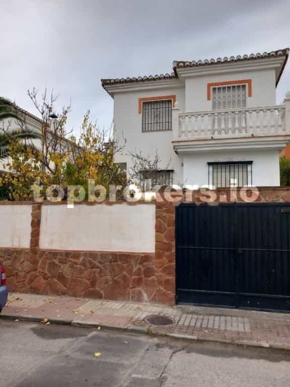 Rumah di Ogijares, Andalusia 11542820