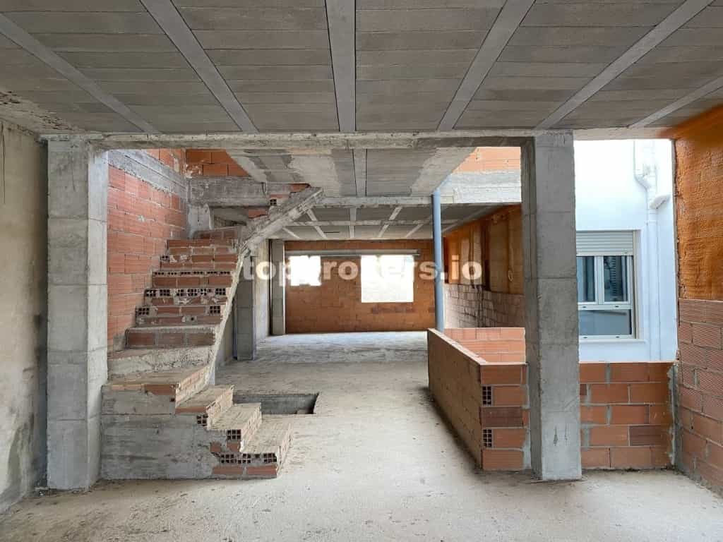 Condominium in Ayora, Valencia 11542925