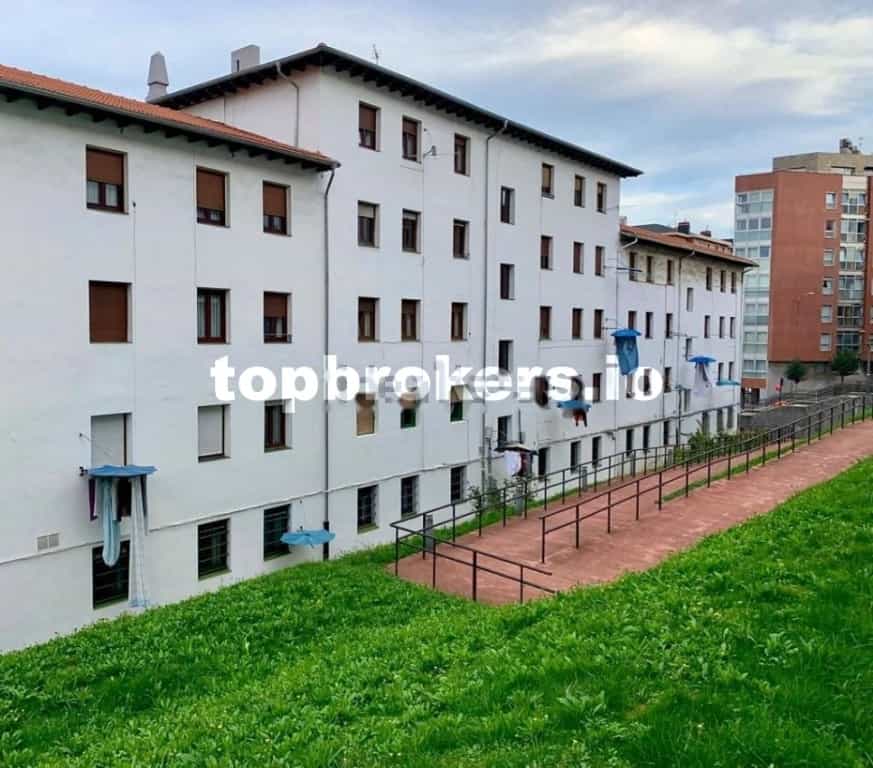 Condominium in Santurce-Antiguo, Basque Country 11542938