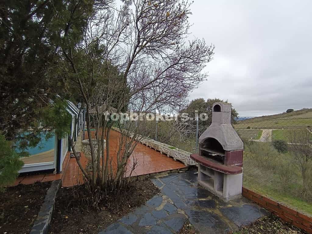 House in El Casar, Castilla-La Mancha 11542968