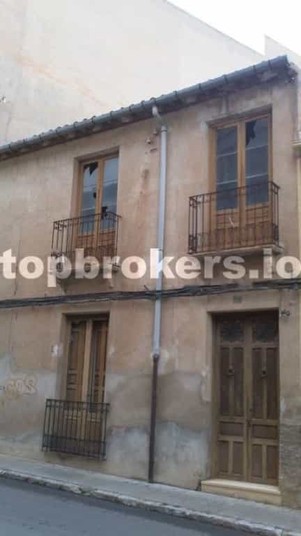 σπίτι σε Almansa, Castille-La Mancha 11542974