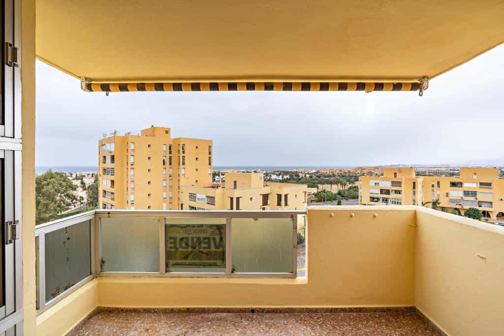 Condominium in Las Entinas, Andalusië 11543034