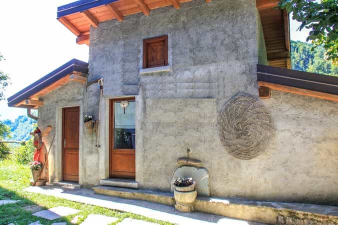 жилой дом в Pasturo, Lombardy 11543530