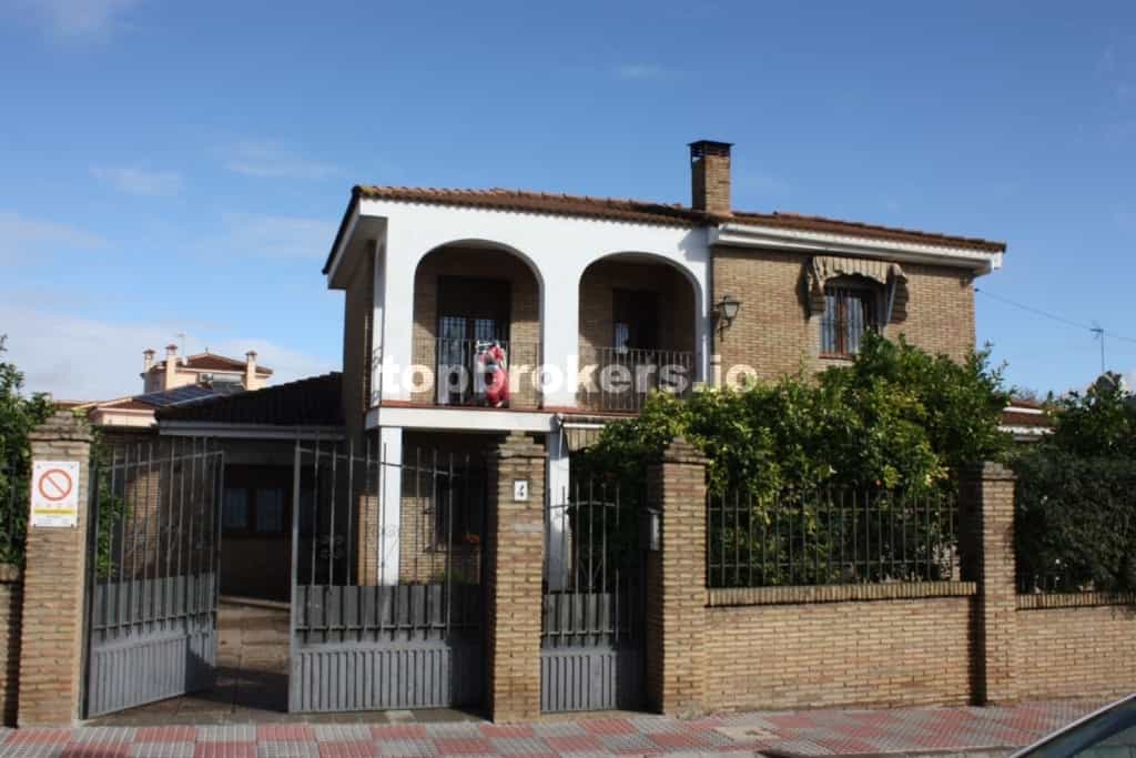 House in Castilleja de la Cuesta, Andalusia 11543827