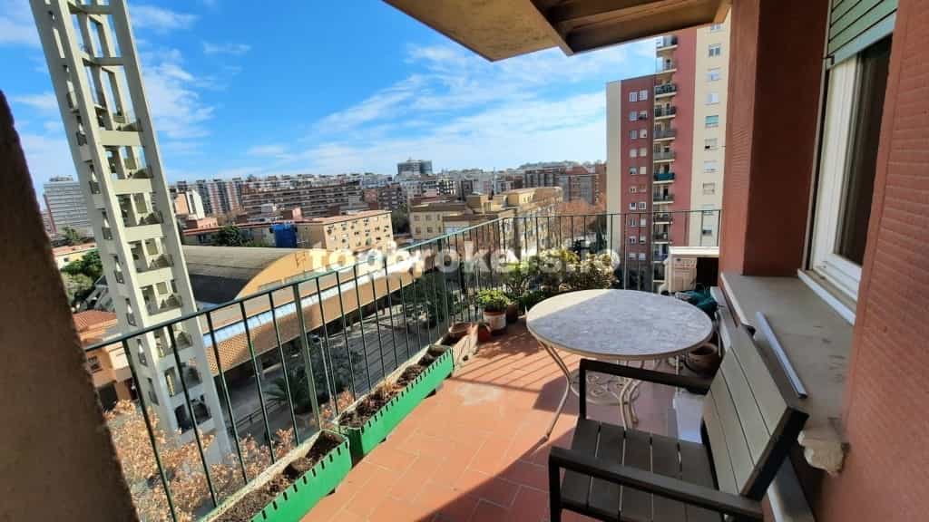 公寓 在 Barcelona, Catalunya 11543839
