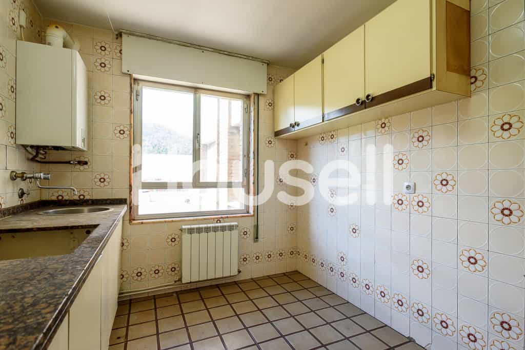 Condominium in Mieres, Asturias 11543847