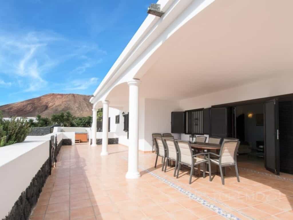 House in Uga, Canary Islands 11543863
