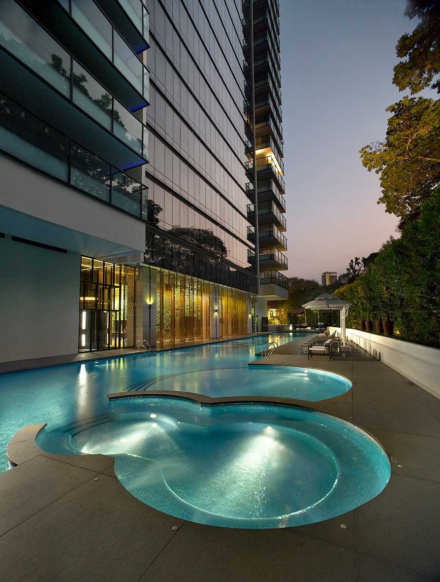 Condominium in Singapore, 37 Scotts Road 11544247