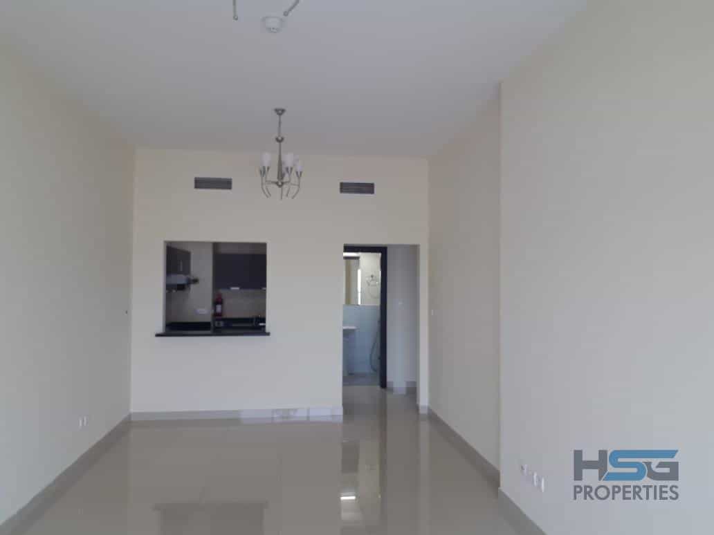Condominium in Warisan, Dubayy 11544487
