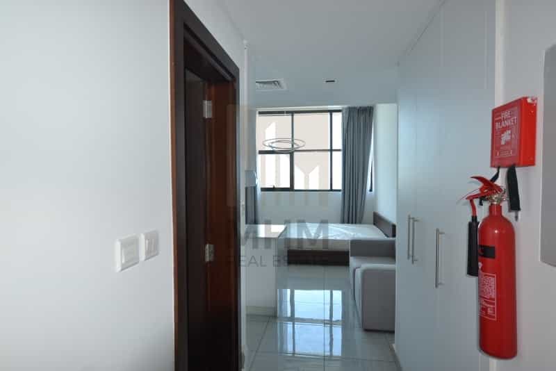 Condominium in Warisan, Dubayy 11544886