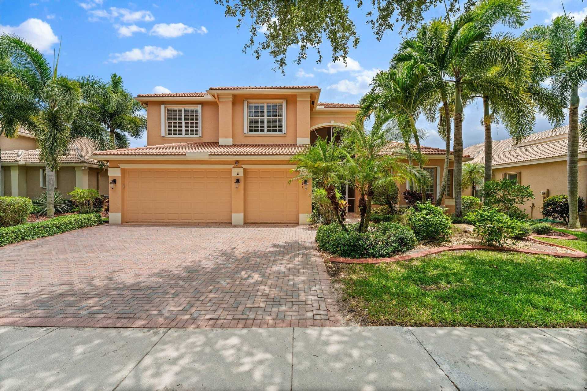 House in Aberdeen, Florida 11544997