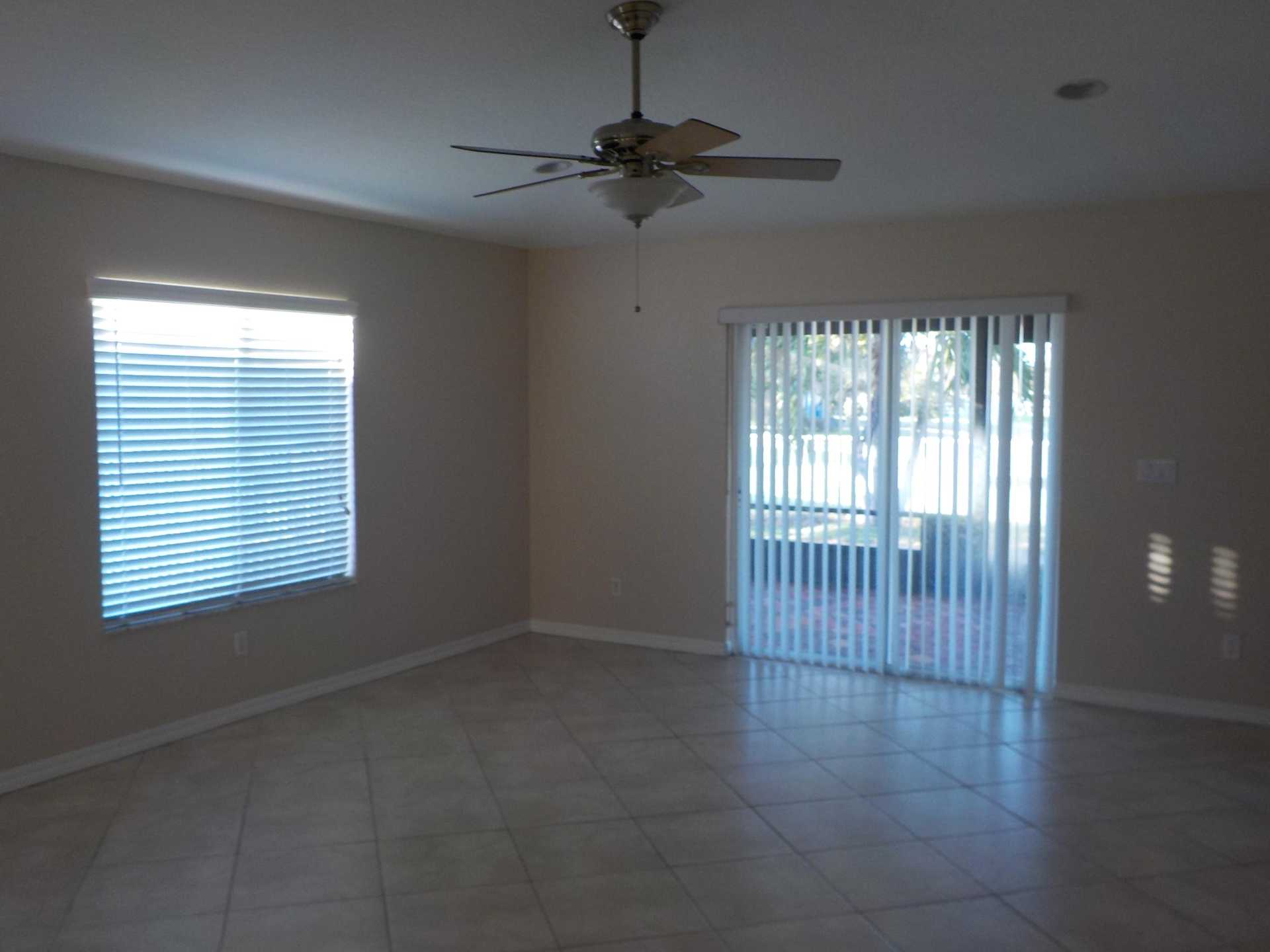 Huis in Haven St. Lucie, Florida 11545010