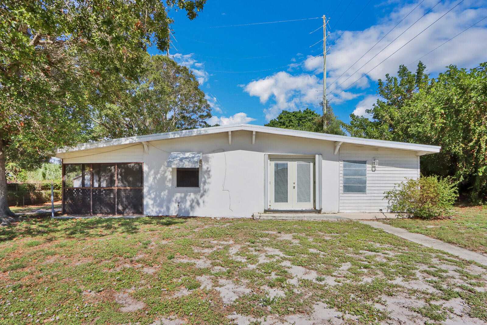 House in Glidden Park, Florida 11545044