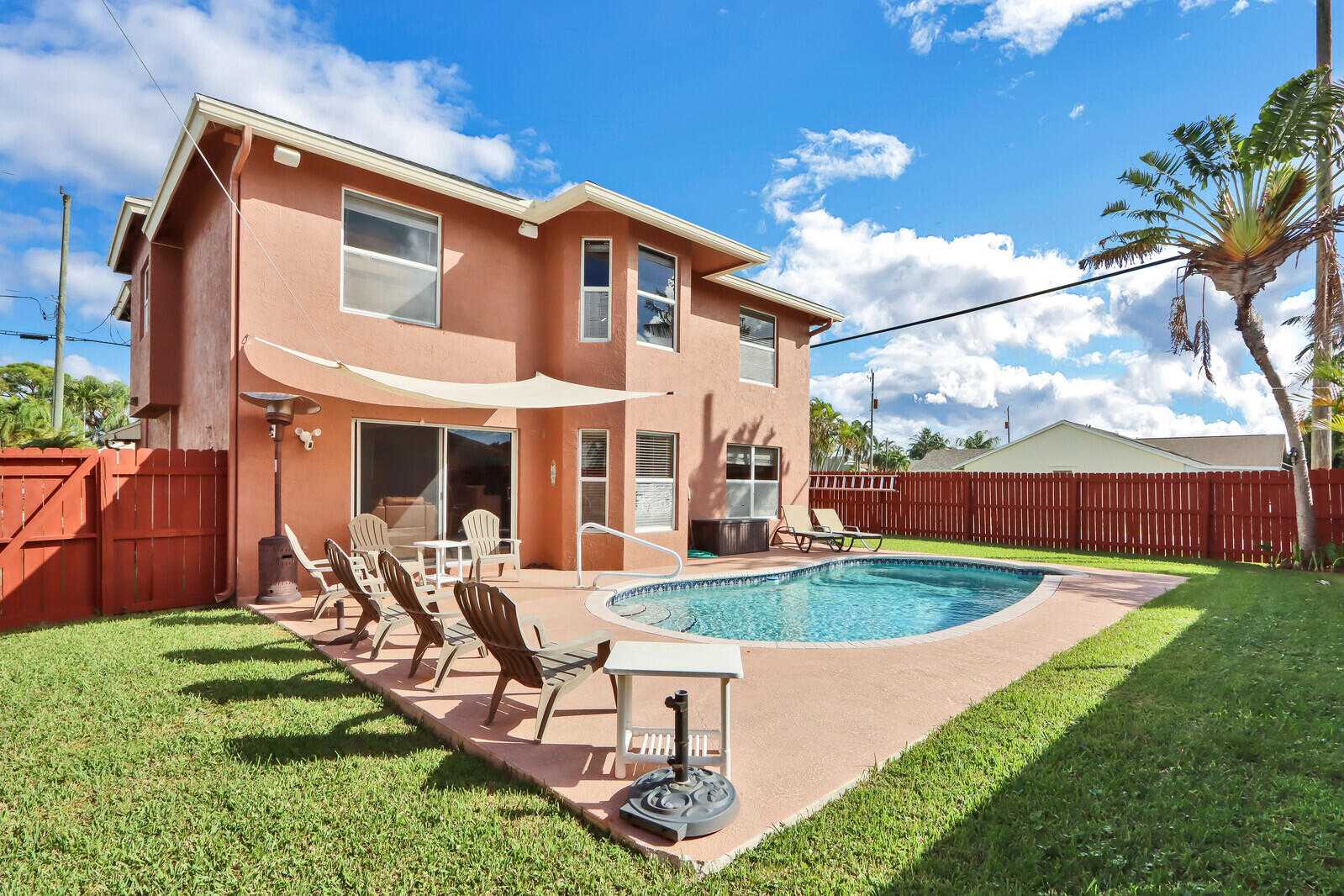 House in West Jupiter, Florida 11545047