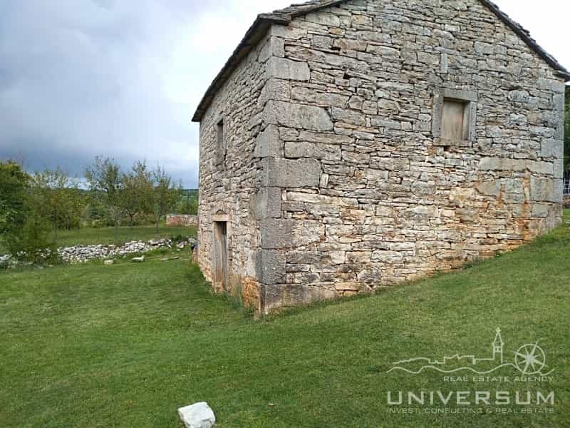Hus i Oprtalj, Istria County 11545075