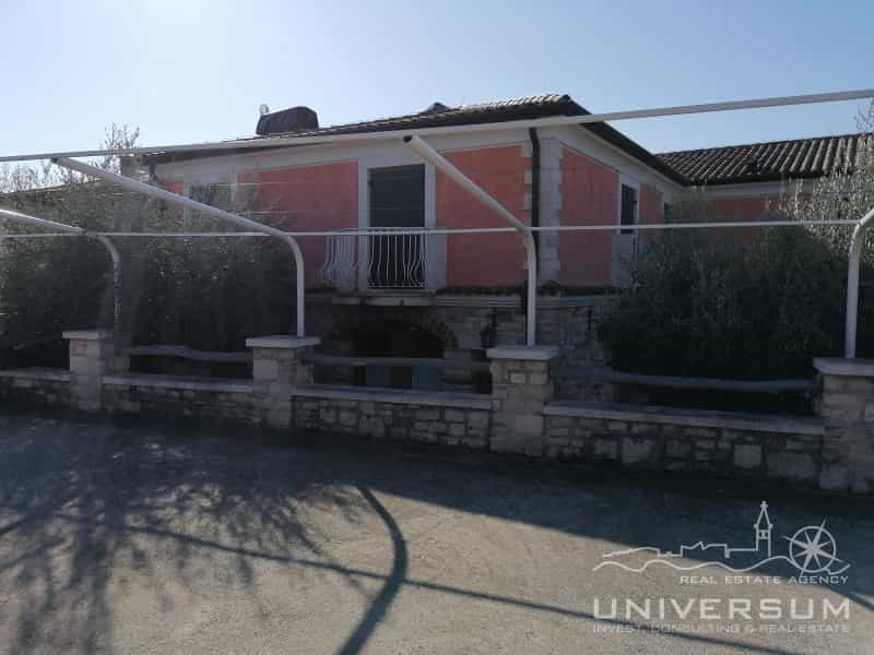 Gabinet w Umag, Istria County 11545080