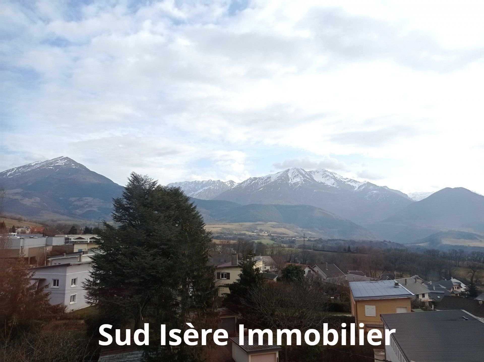 Condominium in La Mure, Auvergne-Rhone-Alpes 11545229