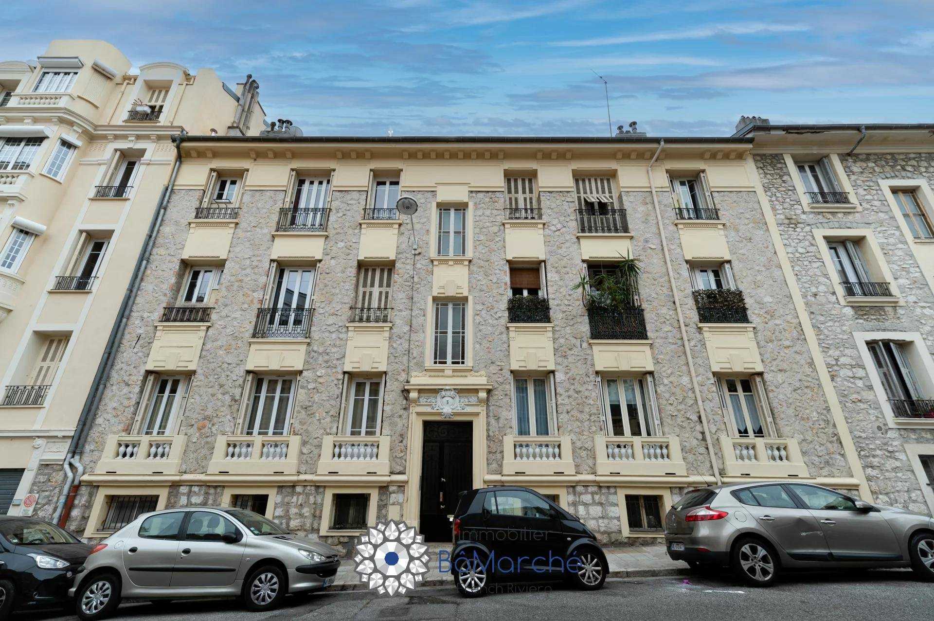 Condominium in Nice, Alpes-Maritimes 11545235