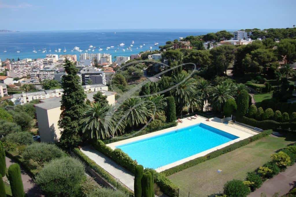 Eigentumswohnung im Cap Martin, Provence-Alpes-Côte d'Azur 11545242