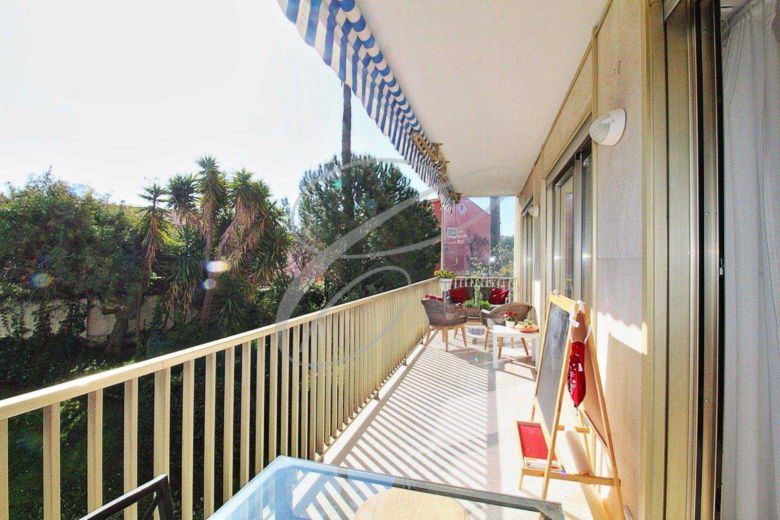 公寓 在 Roquebrune-Cap-Martin, Alpes-Maritimes 11545242