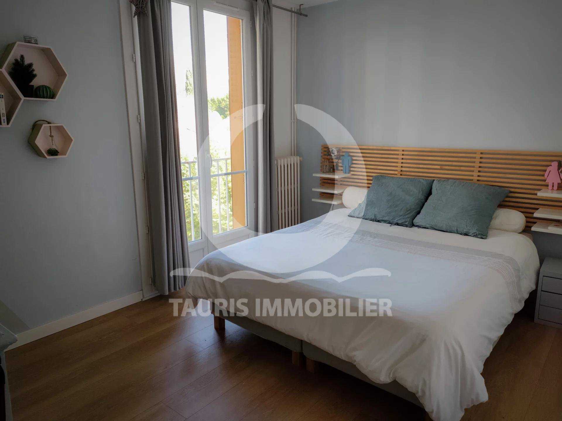 公寓 在 博蒙特, 普罗旺斯-阿尔卑斯-蓝色海岸 11545266