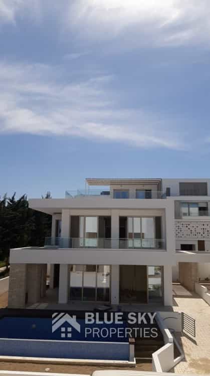 Eigentumswohnung im Kissonerga, Paphos 11545396