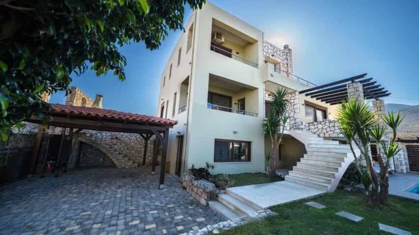 жилой дом в Платани, Крити 11545445