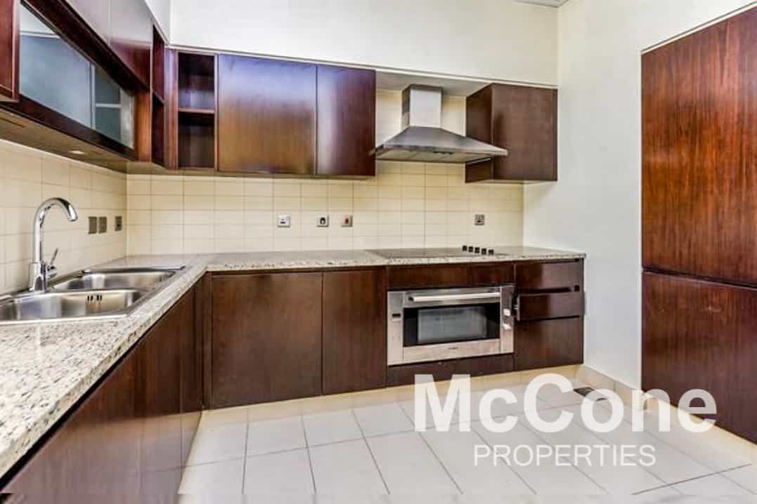Condominium in Dubai, Dubayy 11545652