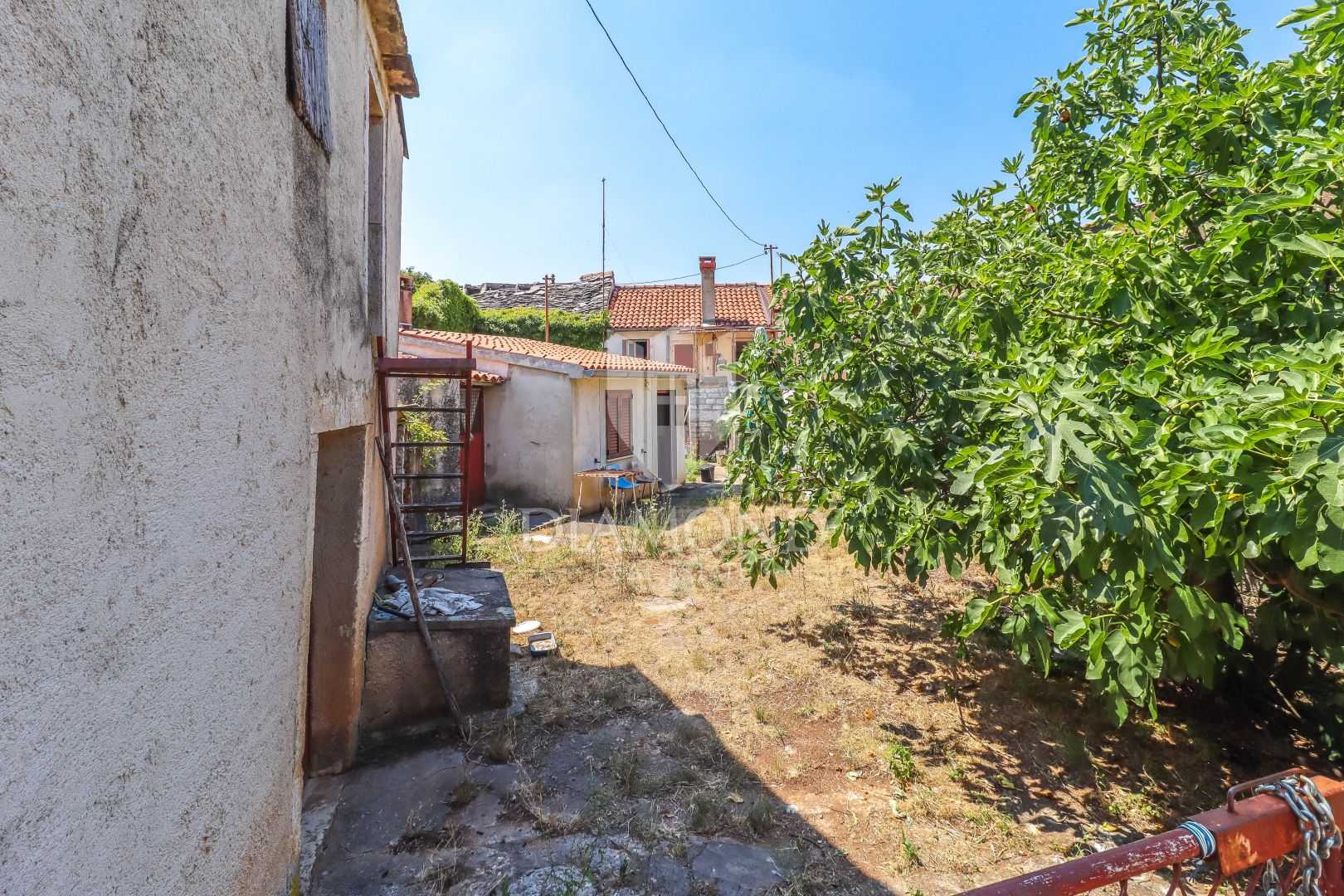 Будинок в Tinjan, Istria County 11546097