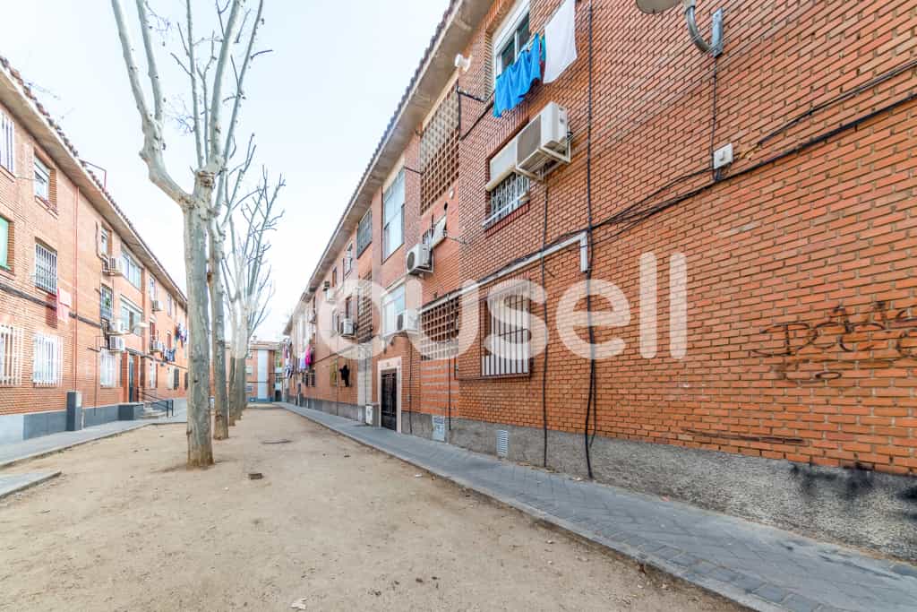 Condominium in Madrid, Comunidad de Madrid 11546563