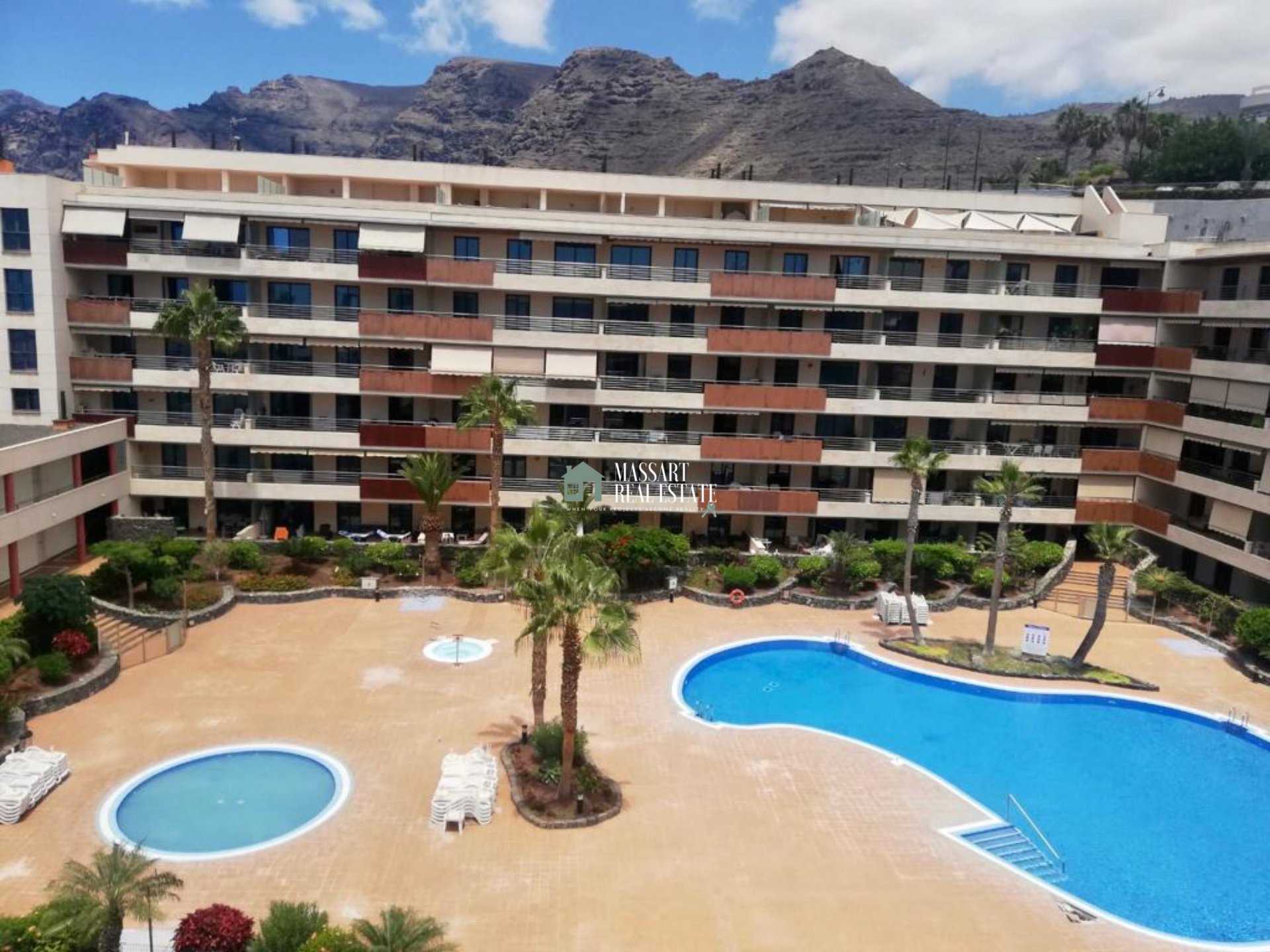 Condominio en Puerto Santiago-Los Gigantes, Santa Cruz de Tenerife 11546604