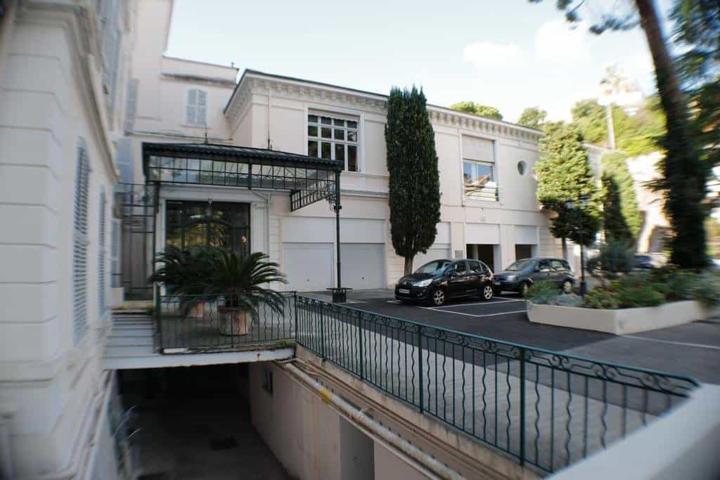 Eigentumswohnung im Cannes, Alpes-Maritimes 11546630