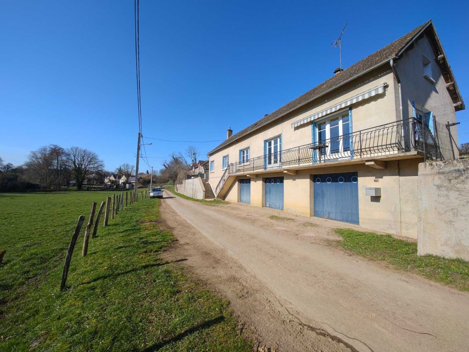 Casa nel Tamnay-en-Bazois, Borgogna-Franca Contea 11546641