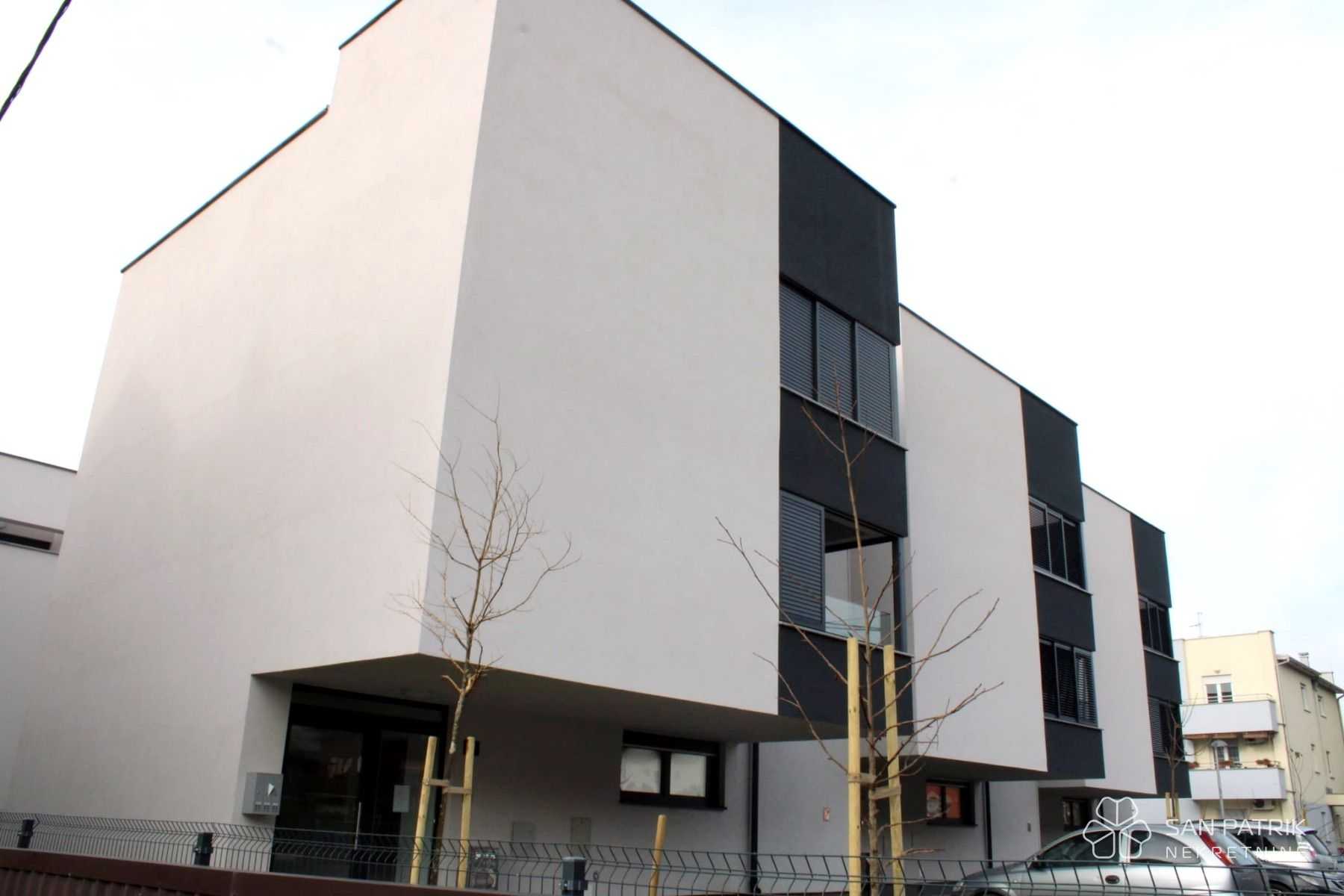 Condominium dans Sesvete, Zagreb, Grad 11546722
