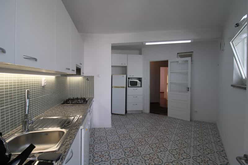 Condominium in Olhão, Faro District 11546803