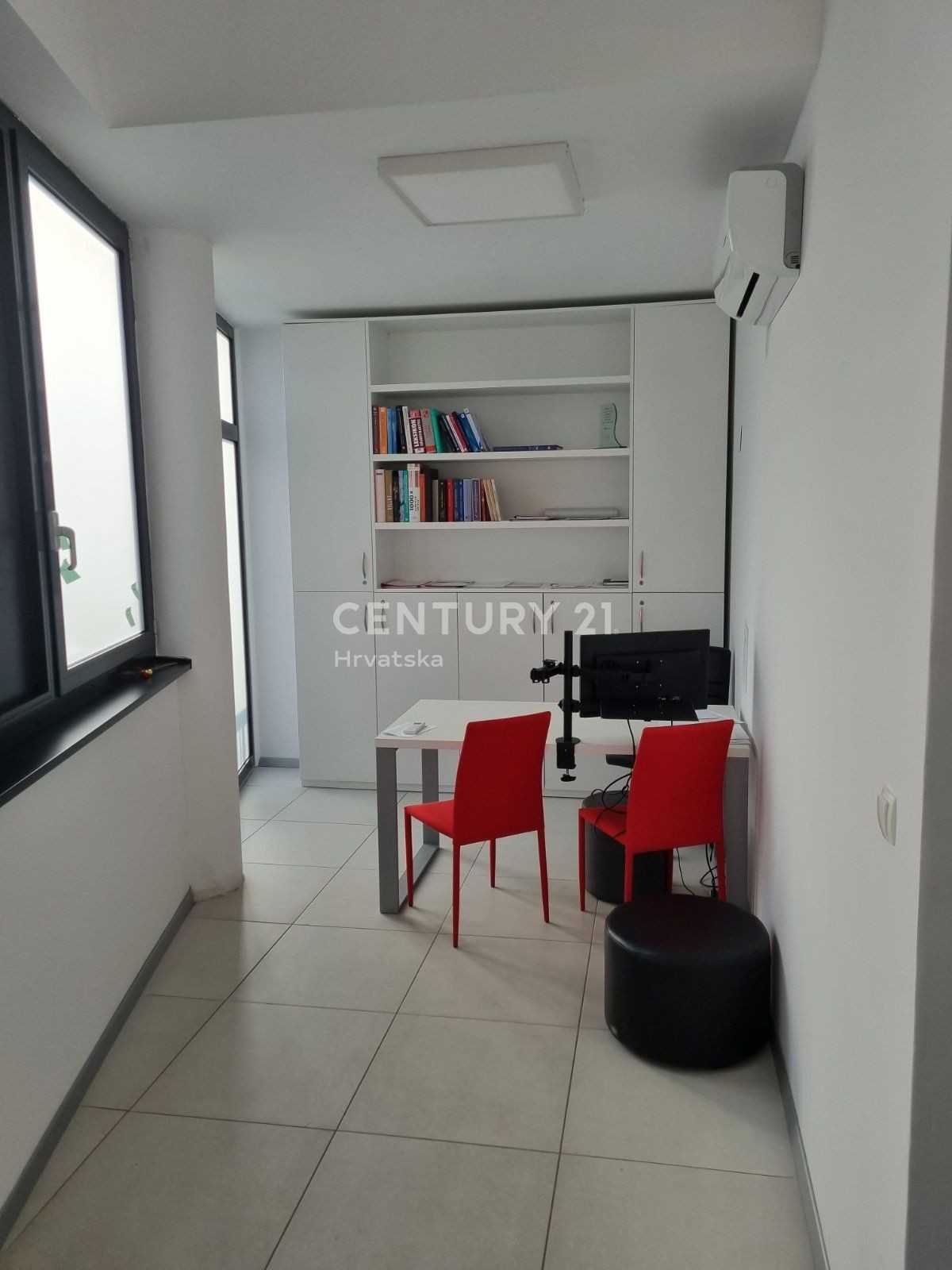 Office in Umag, Istria County 11546820
