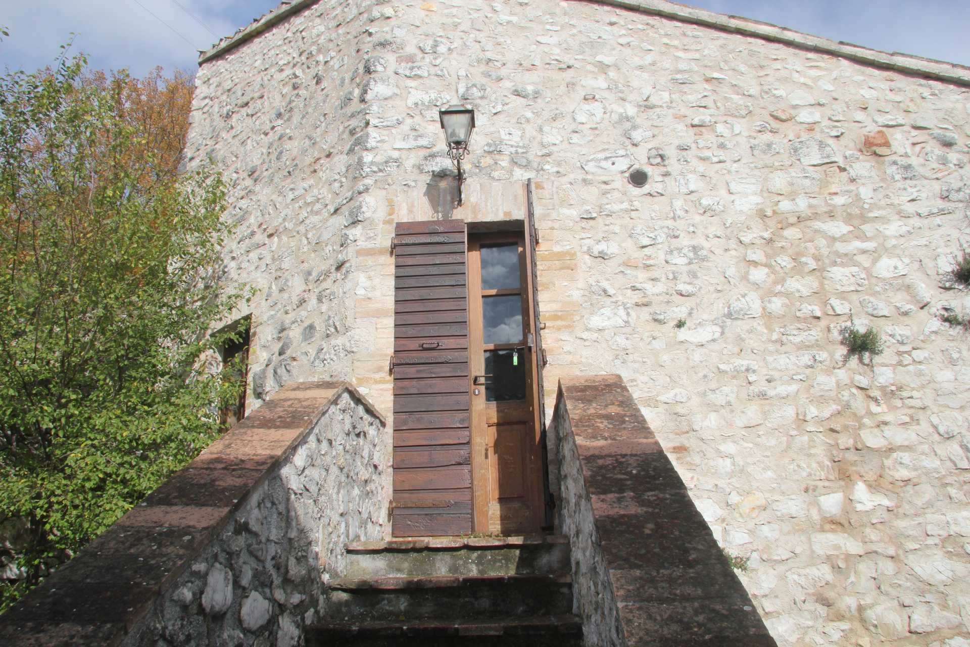 Huis in Campello sul Clitunno, Umbria 11546925