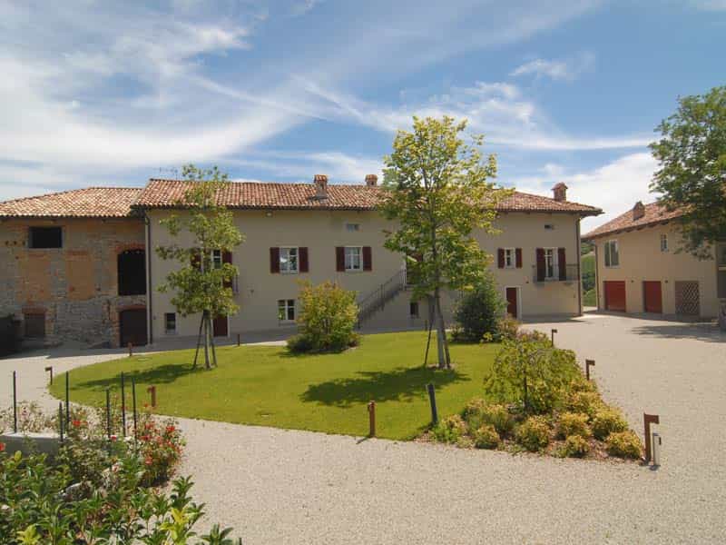 Haus im Monforte d'Alba, Piemont 11546944