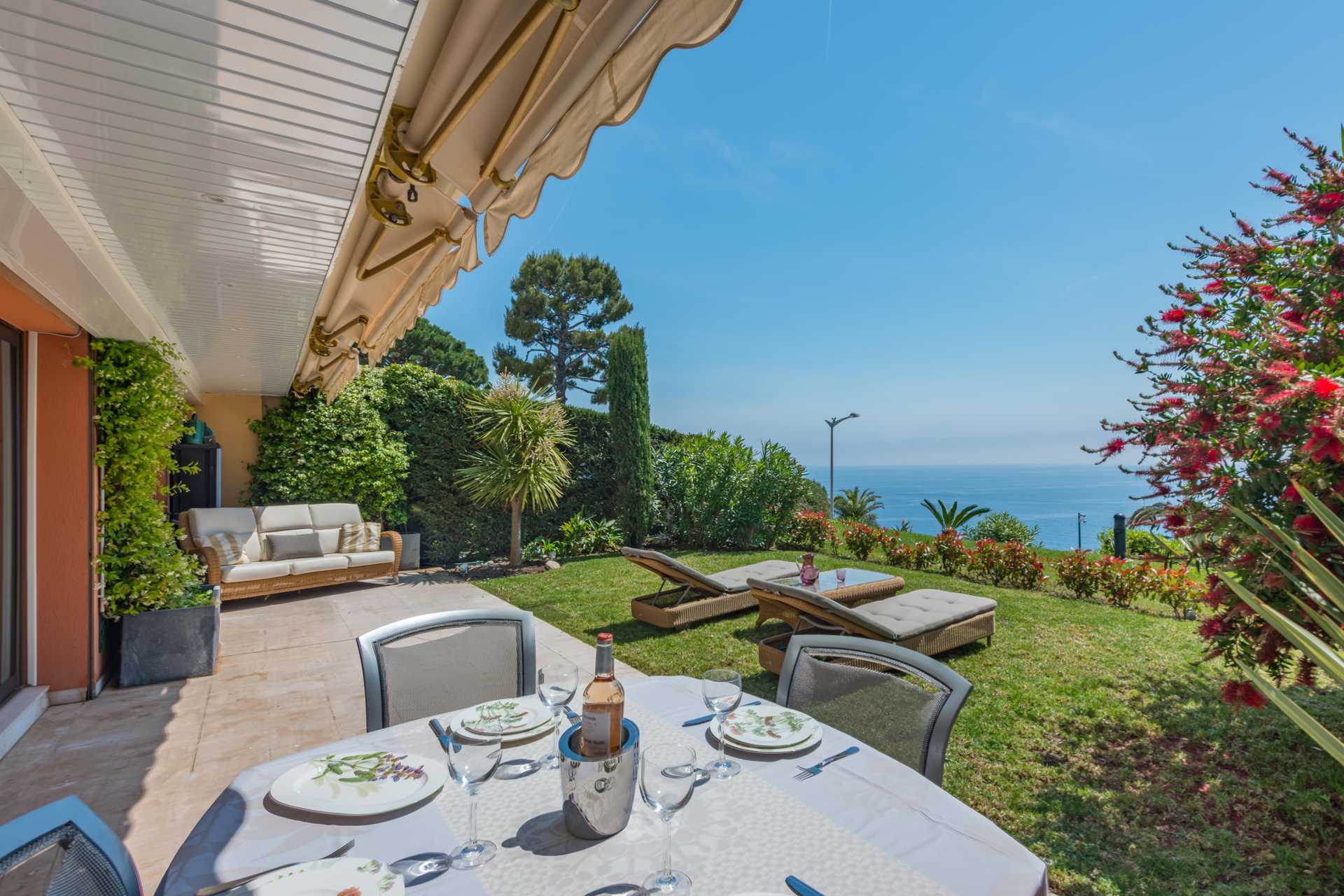 Condominium in Nice, Provence-Alpes-Cote d'Azur 11547005