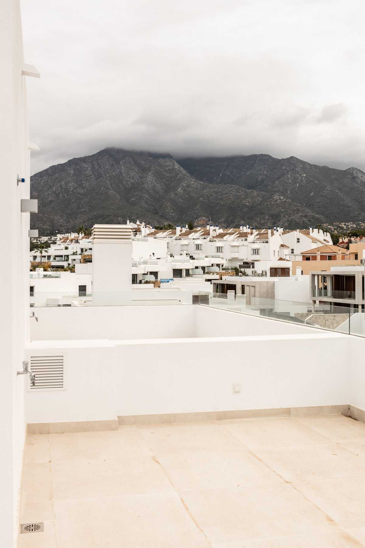 Mehrere Häuser im El Angel, Andalusien 11547013