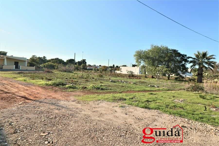 Land in Racale, Puglia 11553227