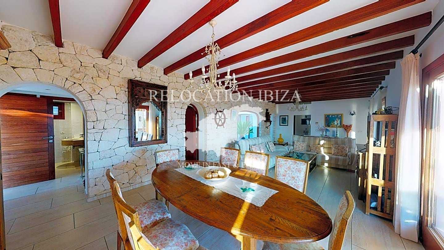 Rumah di Santa Eulària des Riu, Balearic Islands 11553300