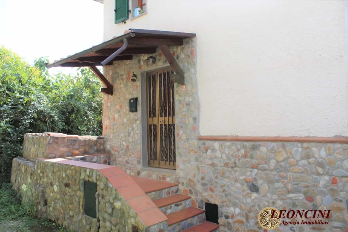House in Bagnone, Tuscany 11553321