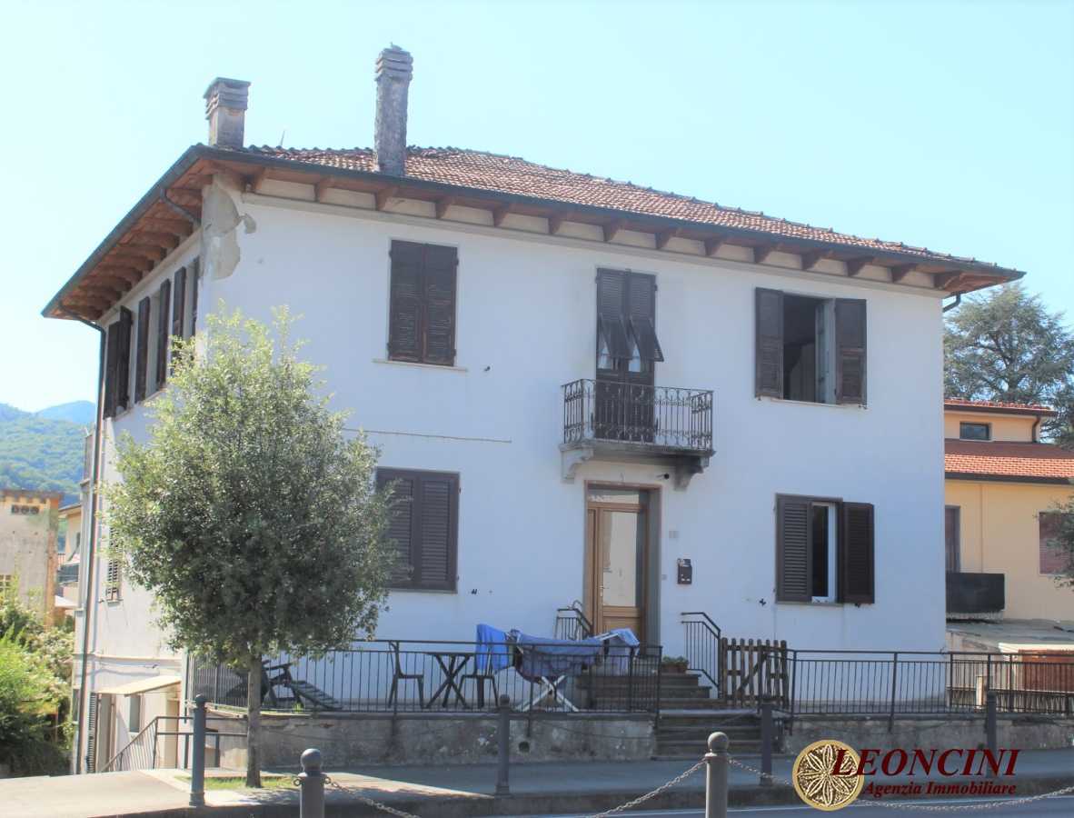 Eigentumswohnung im Villafranca in der Lunigiana, Toskana 11553339
