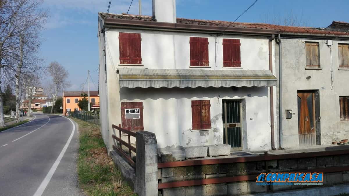 House in , Veneto 11553491