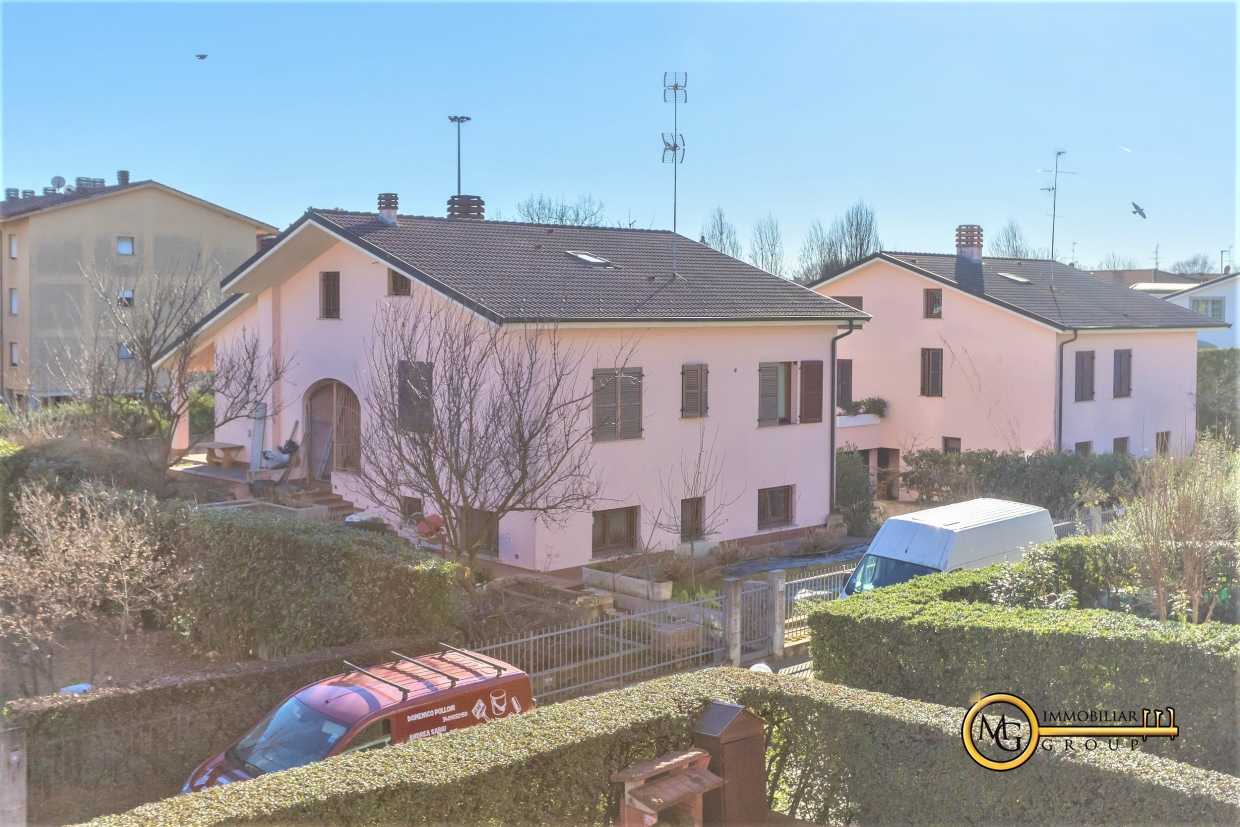 Rumah di Pumenengo, Lombardia 11553584