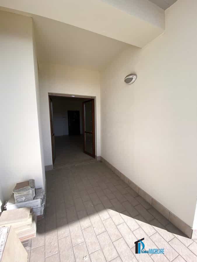 公寓 在 特尔尼, 翁布里亚 11553965